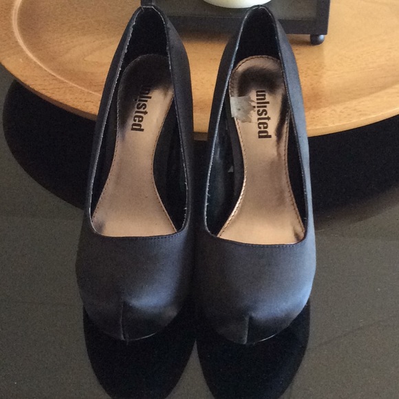 Unlisted Shoes - Unlisted Women’s Flawless Round Toe Pumps.